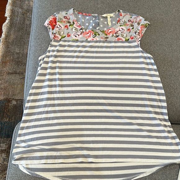 MATILDA JANE, short sleeve top, used condition - Picture 1 of 6